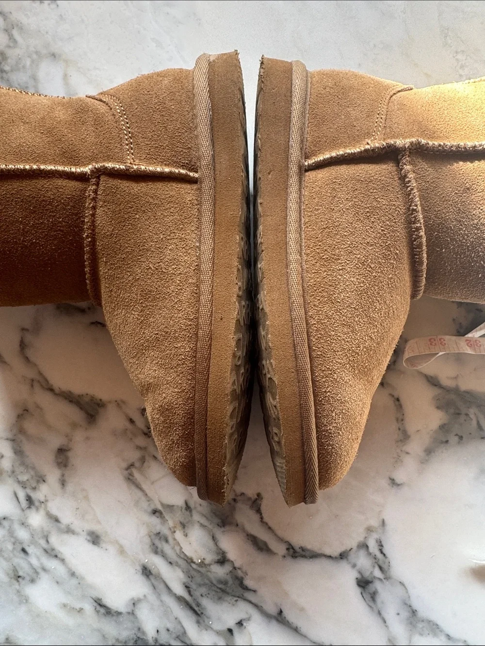 BearPaw Emma Sheepskin Suede Wool Lining Chestnut Pull-On Boots Youth size 2